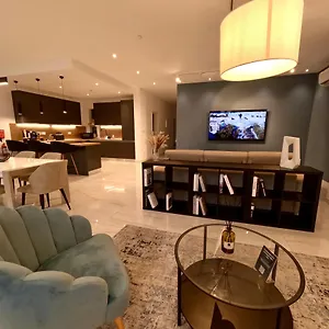  Appartamento Modern In St Julian's Malta, With Breathtaking Views Of Spinola Bay